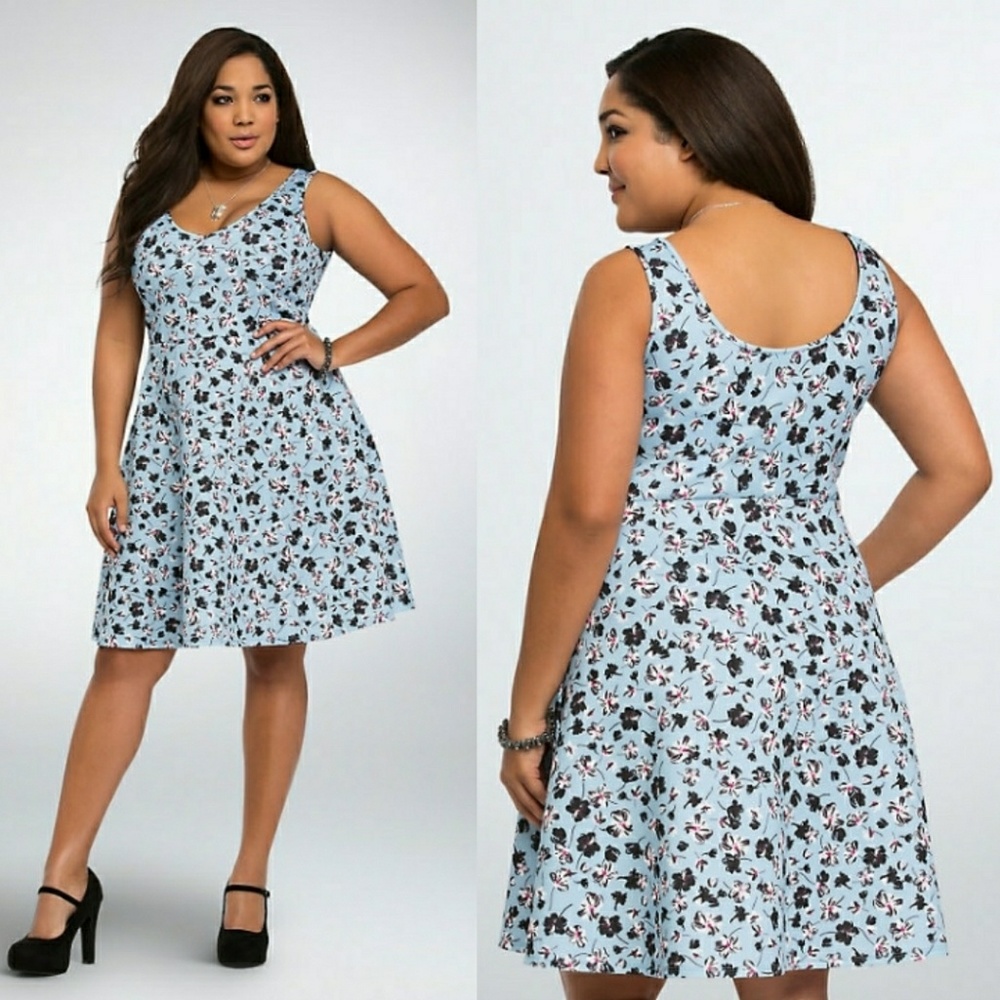 ⚫NWOT SEXY FLORAL TANK SCUBA DRESS